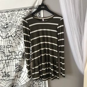 Green and white stripped ruffle tee